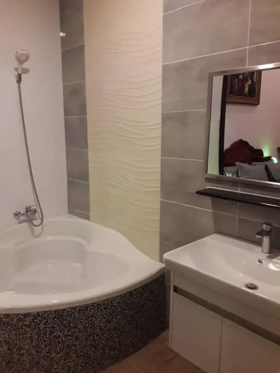 De Benz Inn - photo 8