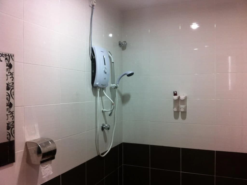 Chin Yee Hotel - photo 8