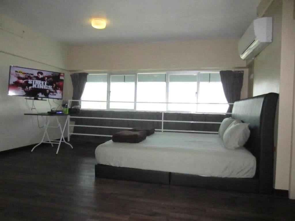 The CEO Duplex SOHO Suite - photo 2