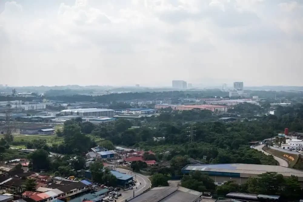 Comfy 3BR Apt @ KSL Daya Near Ikea Tebrau, Parking - photo 18