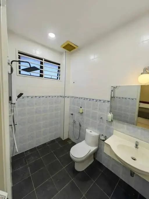 T House Nearby Kuantan East Coast Shopping Mall - photo 11