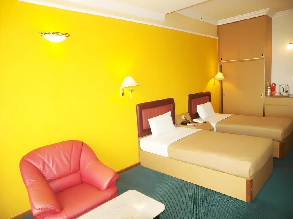 New York Hotel - photo 29