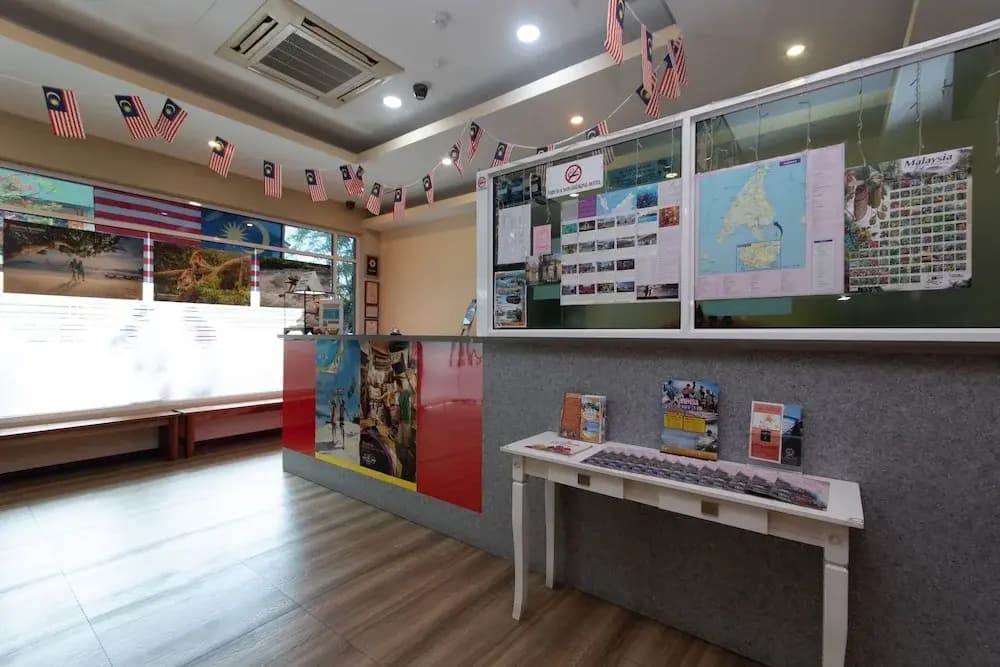 Capital O 89344 Labuan Avenue Hotel - photo 4