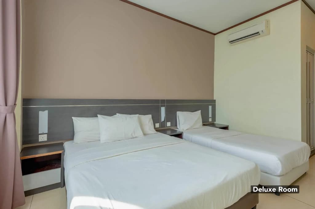 Kesang Laut Hotel - photo 6