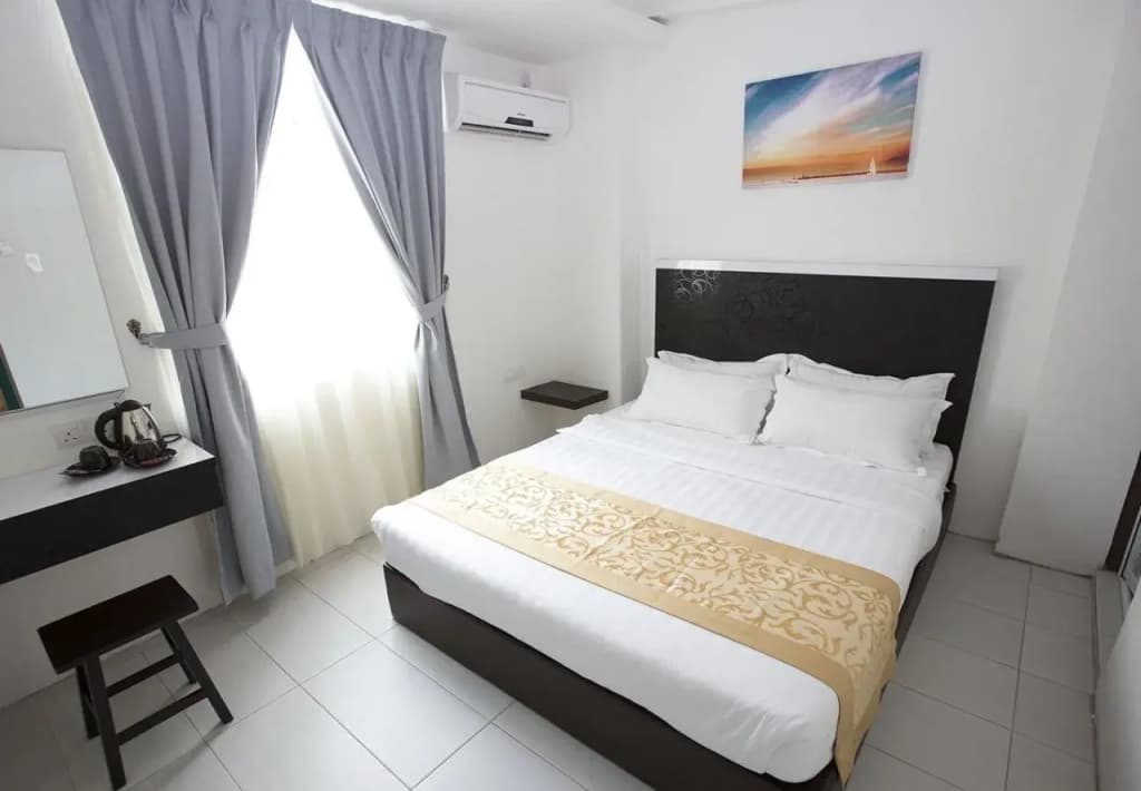 Skyview Hotel - photo 5