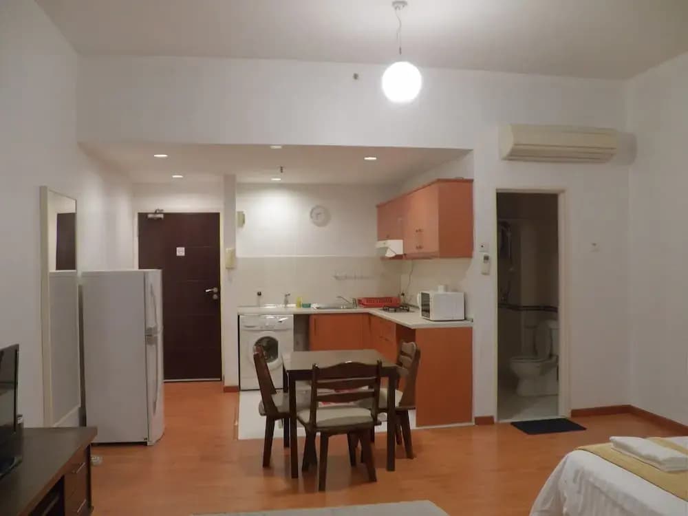 Maytower Apartment - photo 17