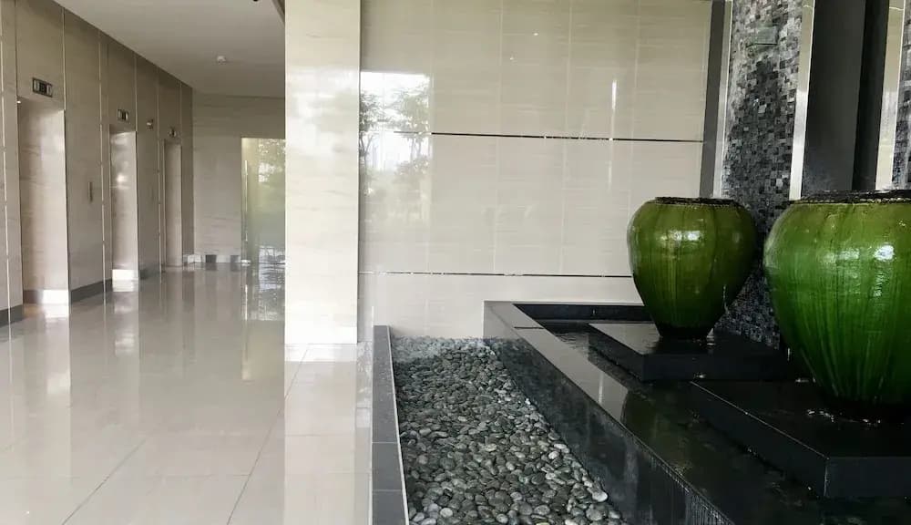South Bank Mid Valley - photo 2
