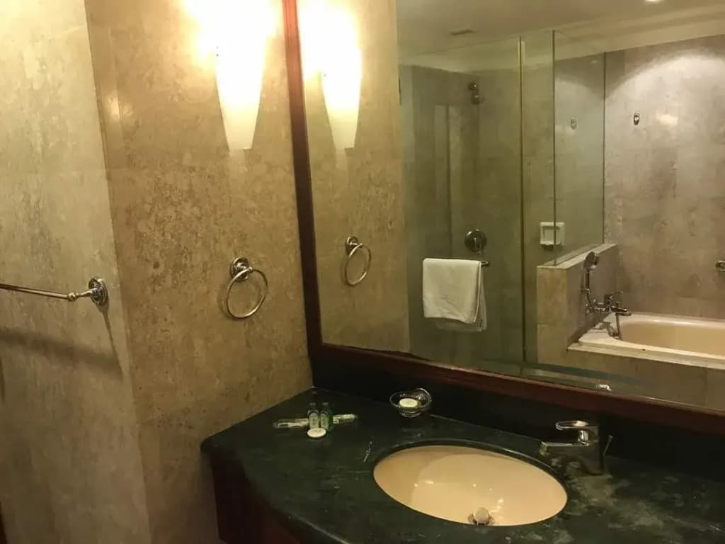 Queens Service Suite at Times Square - photo 7