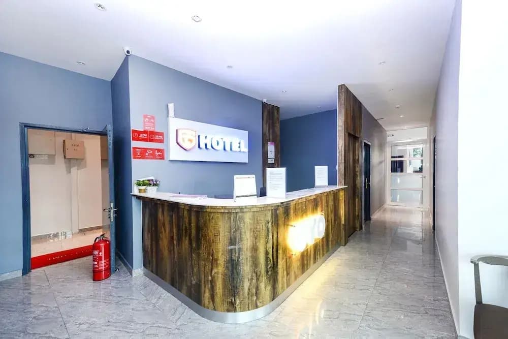 Hotel O Gs Hotels Near Strand Mall - photo 2