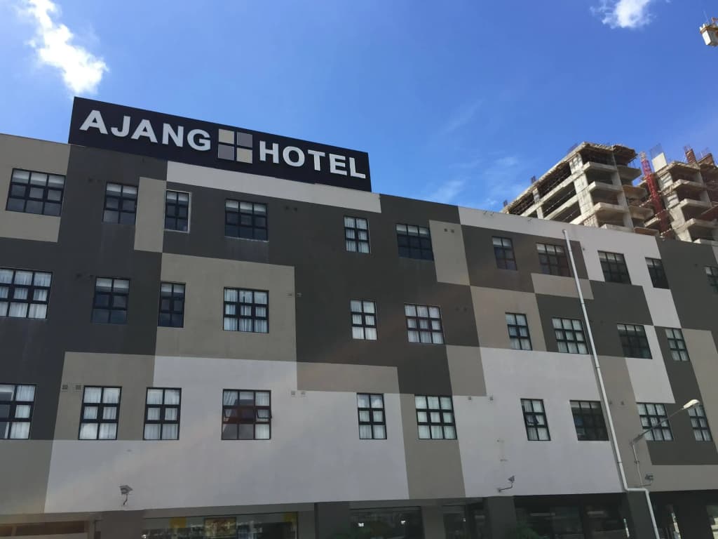 Ajang Hotel - photo 1