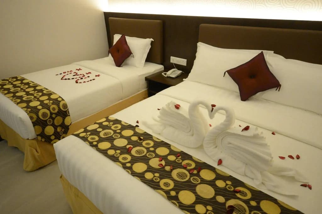 Sunrise Hotel - photo 6