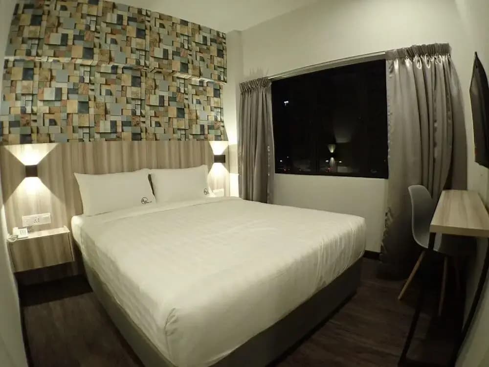 Apex Boutique Hotel - photo 3