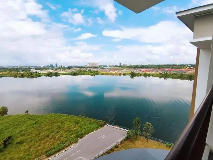 Muji homestay kuching scenic view 2 bedrooms entire apartment - photo 8