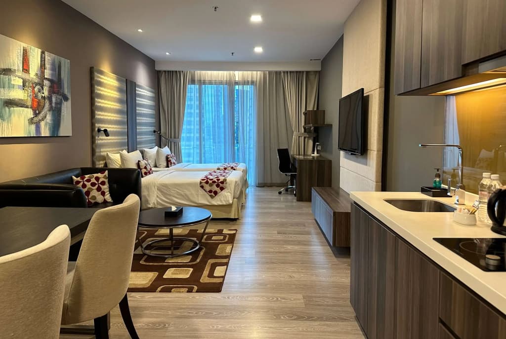 Ramada Suites by Wyndham Kuala Lumpur City Centre - photo 2