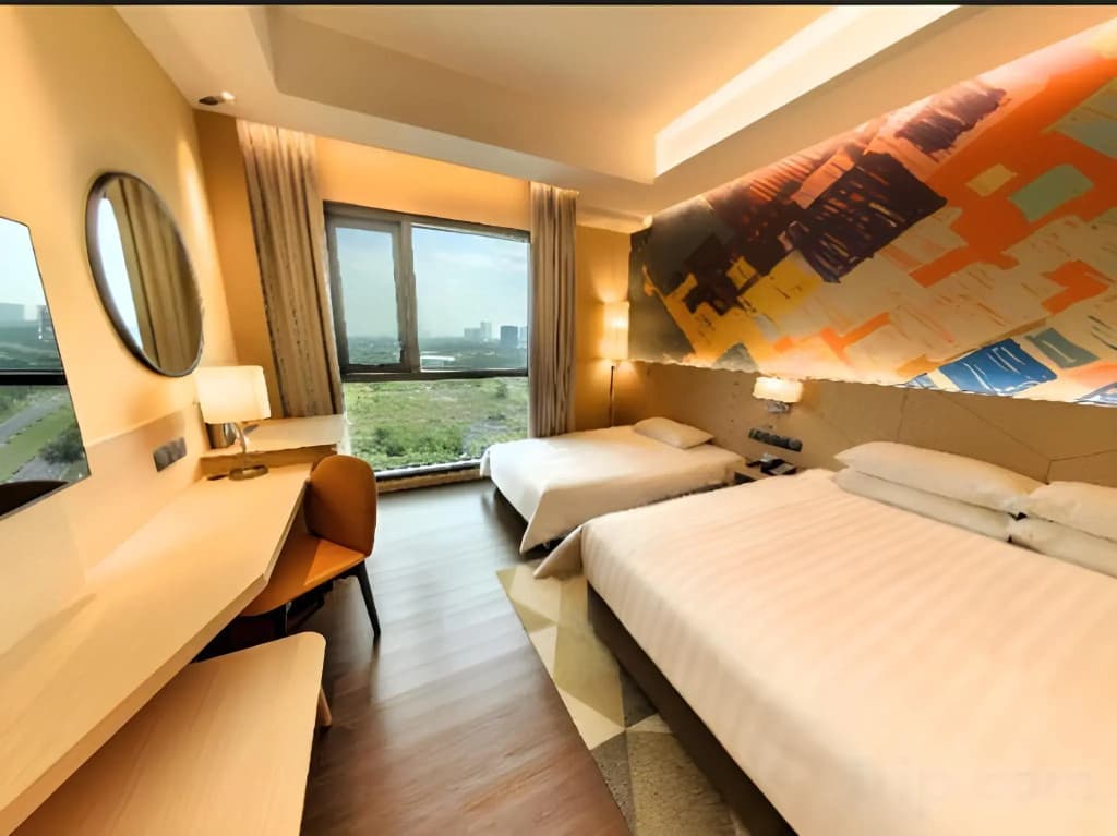 Sunway Hotel Big Box - photo 12