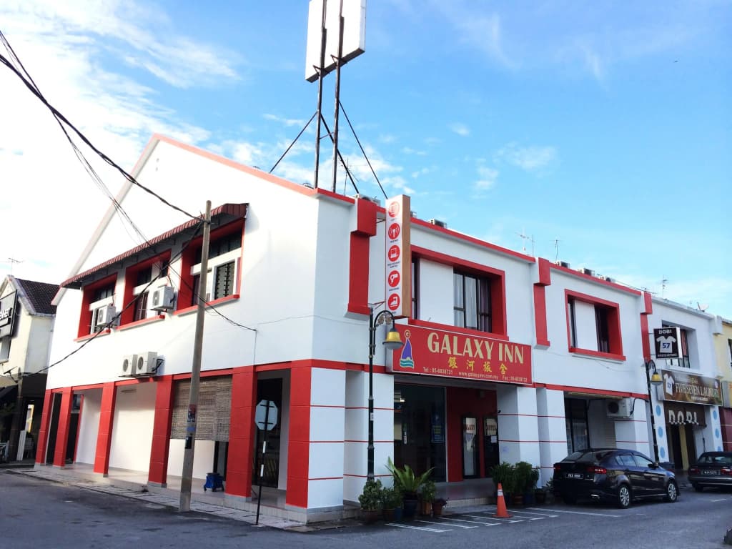 Galaxy Inn - photo 1