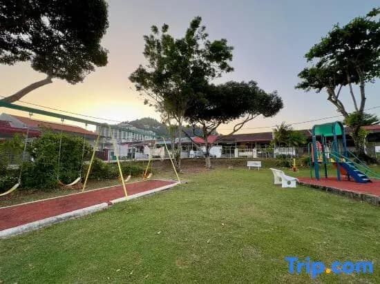 Spacious 2 Storey Homestay Tanjung Bungah 25pax by 3C / Evergreen Corner Tanjung Bungah - photo 1