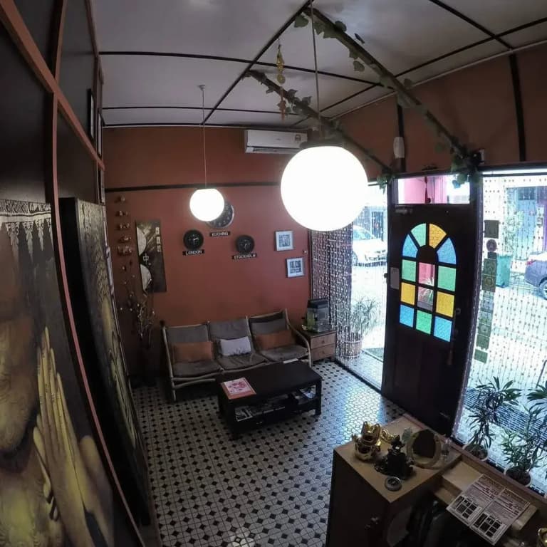 Threehouse Bed & Breakfast - Hostel - photo 3