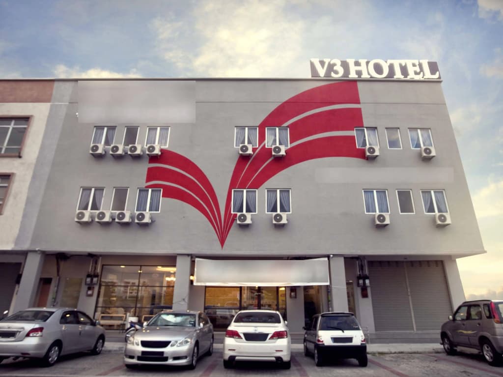 OYO 383 V3 Hotel Nusajaya - photo 1