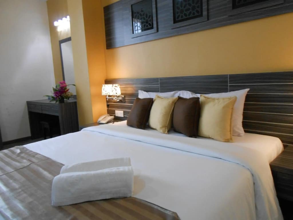HIG Hotel & Convention - photo 3