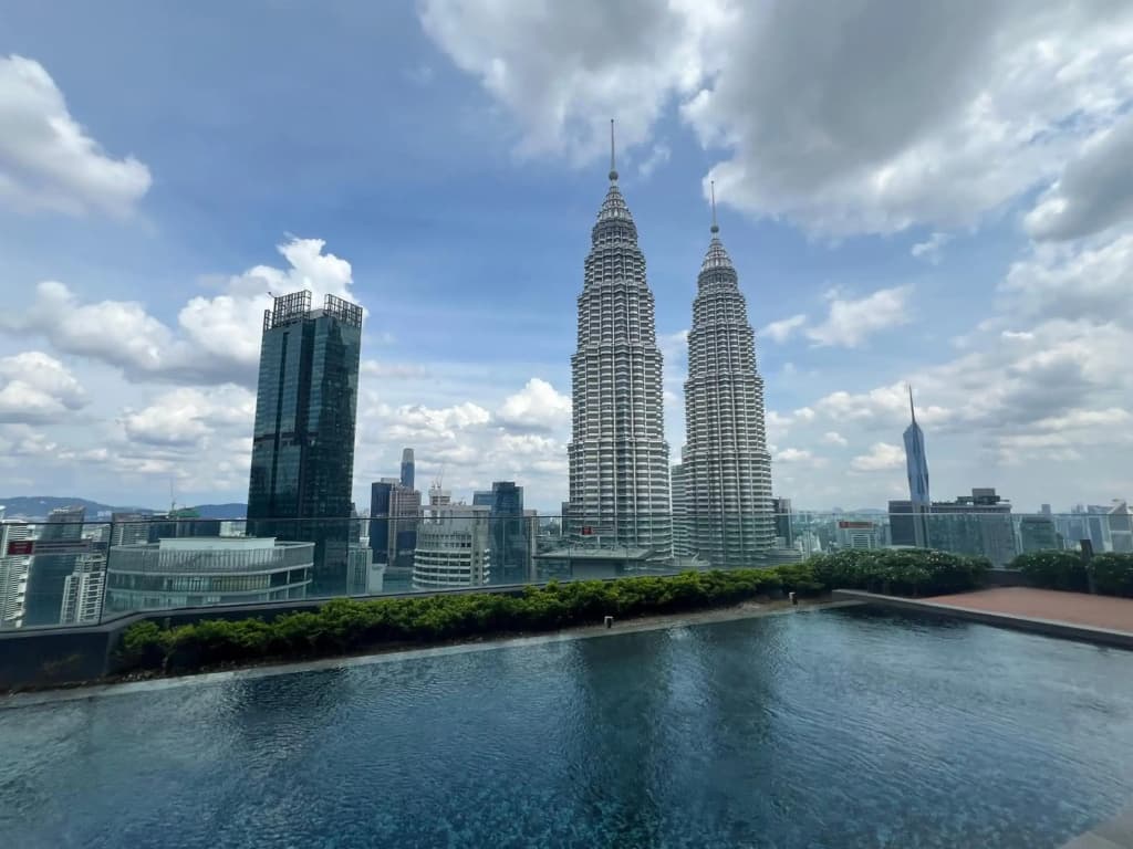 Super Star Suite 5min KLCC Netflix 1cp - photo 28