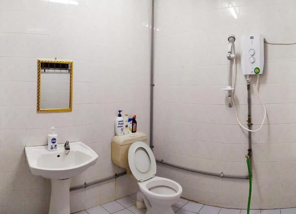 Victoria Homestay Sibu - Next to Shopping Complex, Party Event & Large Car Park Area with Autogate - photo 6