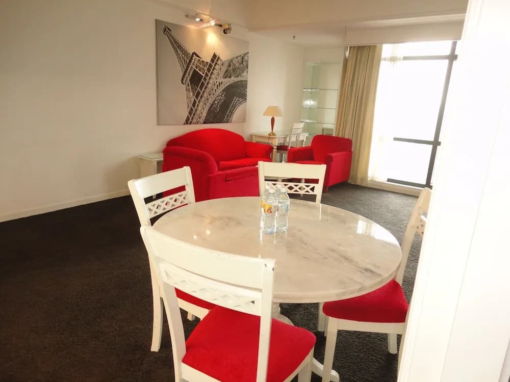 Real Point Suites at Times Square - photo 18
