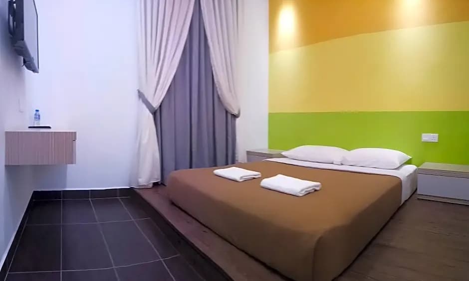 Dragon City Hotel - photo 5