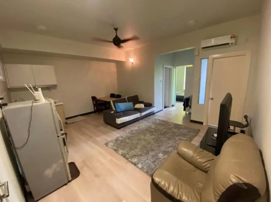 126 Larkin Studio Homestay - photo 2