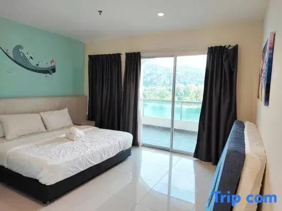 Marina Island 4Pax Balcony SeaView Wi-Fi Microwave - photo 3