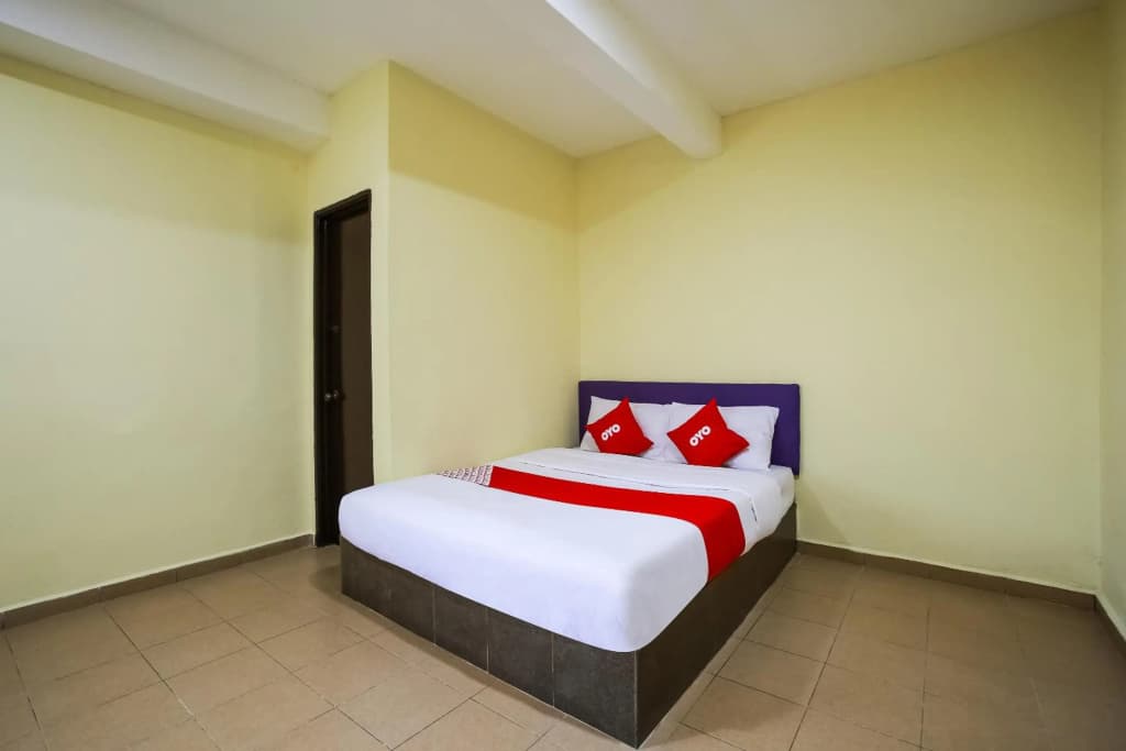 OYO 89585 Hotel Happy Inn - photo 20