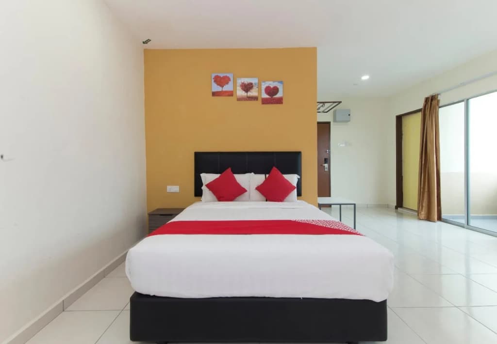 Central Hotel - photo 5