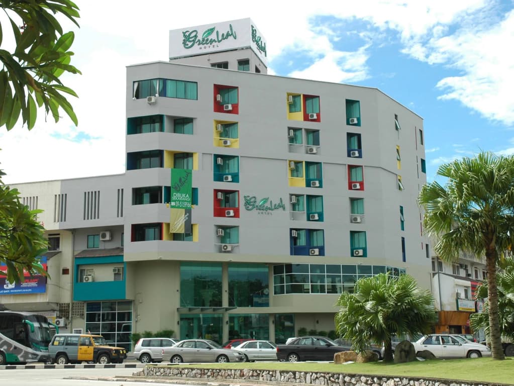 Greenleaf Hotel - photo 1