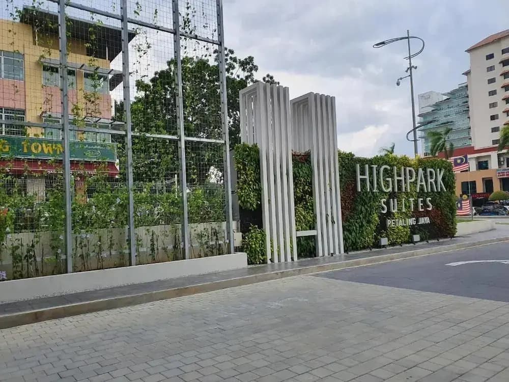 HighPark Suites by Airhost - photo 1