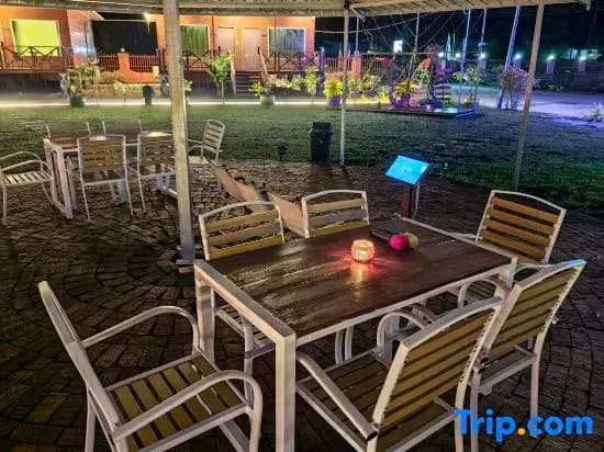 Medan Bunga Raya Resort - photo 5