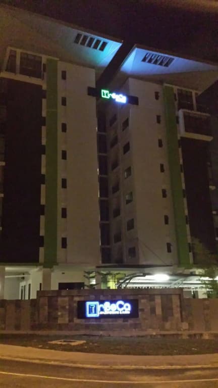 Tribeca Suites Kuching - photo 1