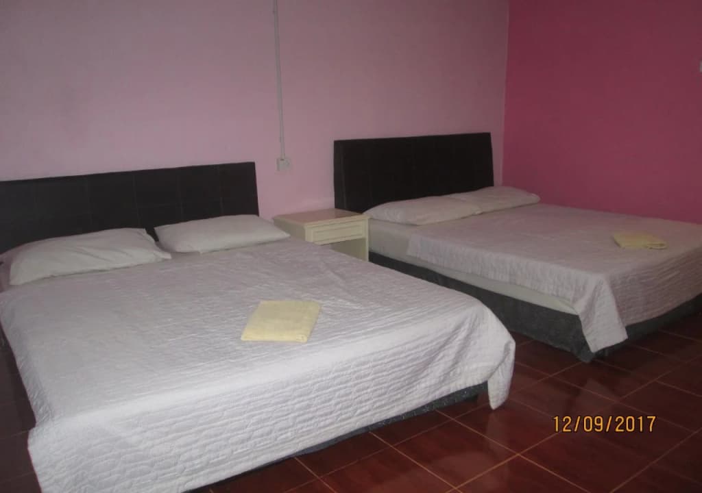 Pantai Tengah Beach Inn - photo 3