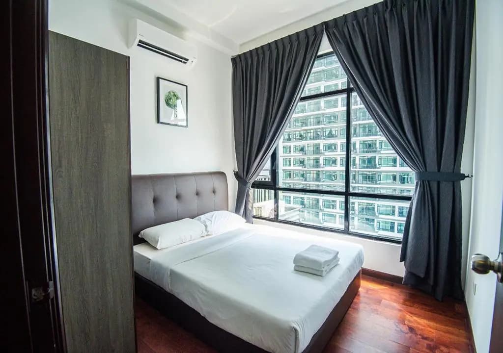 Molek Regency Taman Molek - photo 3