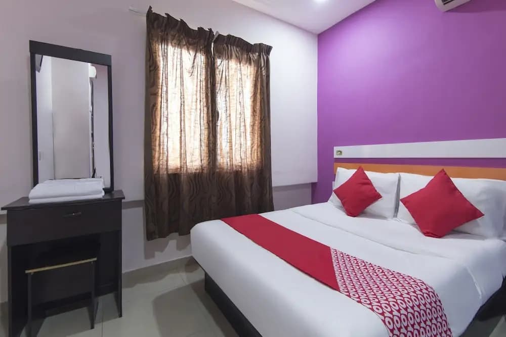OYO 90296 Red Orange Hotel Port Klang - photo 3