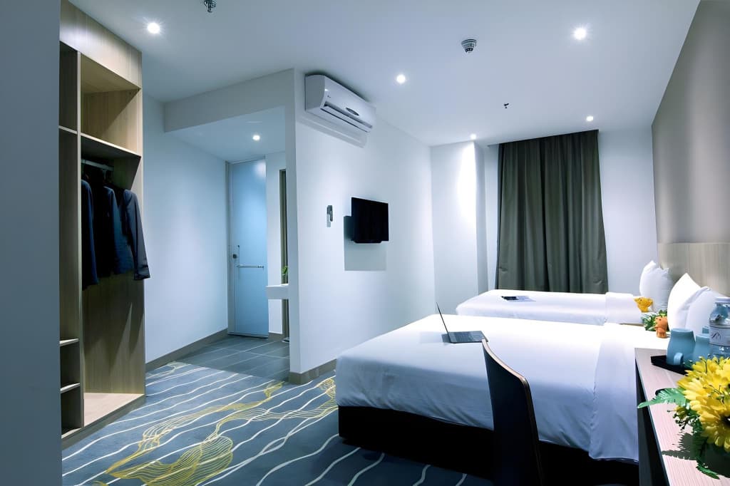 Pacific Express Hotel Chinatown - photo 22