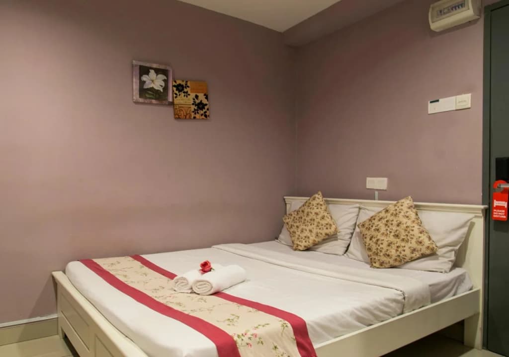 KK Hotel Kajang by OYO - photo 6