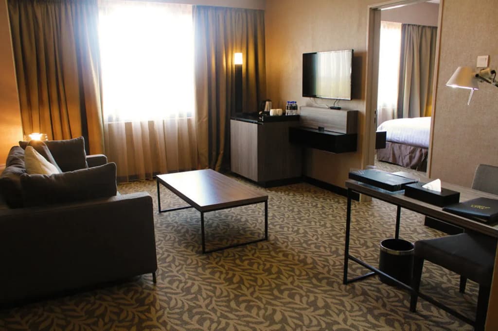 Grand Alora Hotel - photo 7