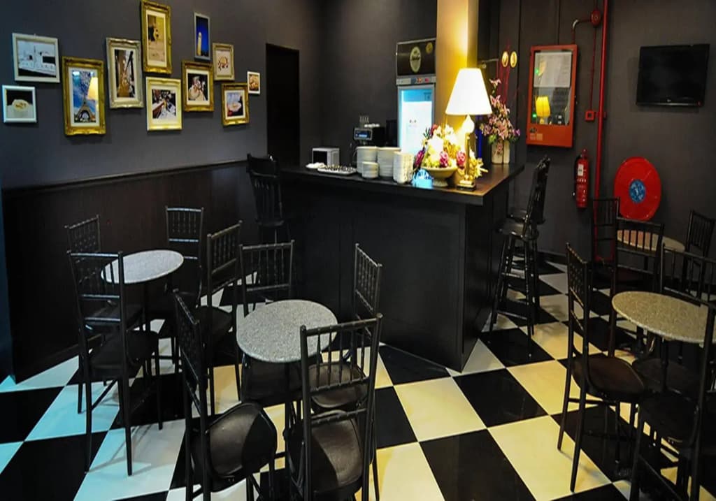 Luscious Hotel - photo 17
