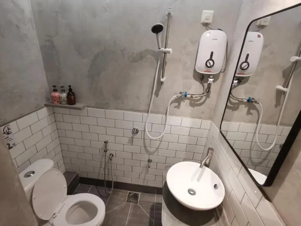 GENIEHOME No10 CLASSIC HOME 5BR6B free Wifi at SS2 PJ - photo 6