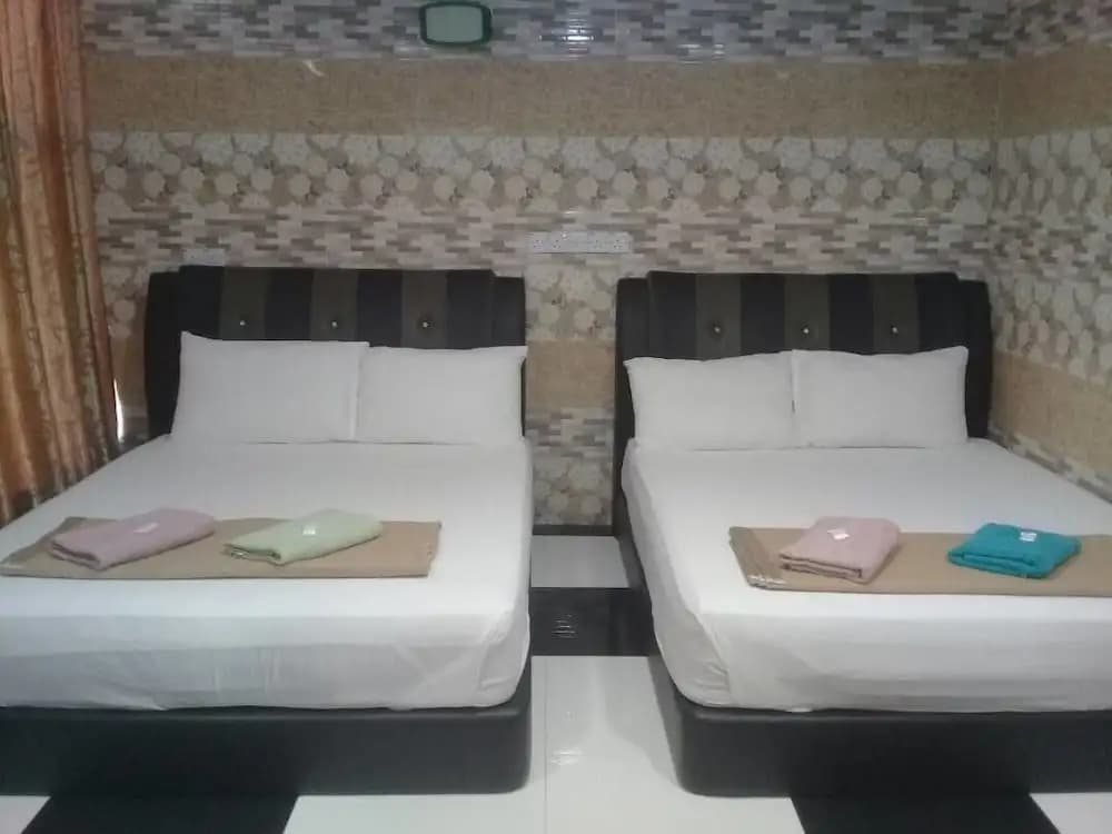 New Kajang Hotel - photo 2