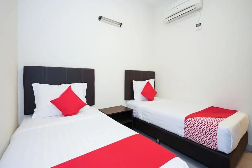 Dancenter Near Petronas Kampung Koh, Jj Hotel - photo 24