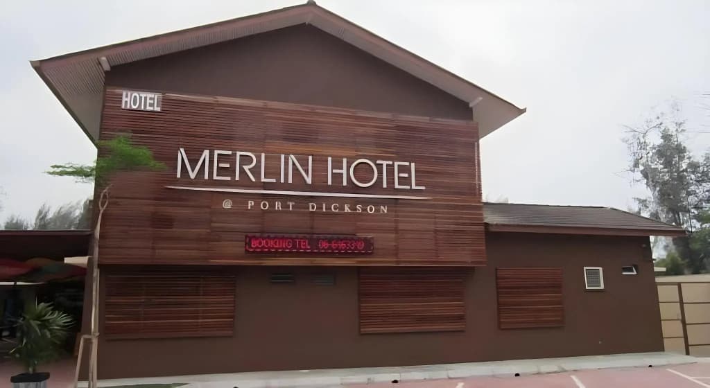 Merlin Hotel - photo 1