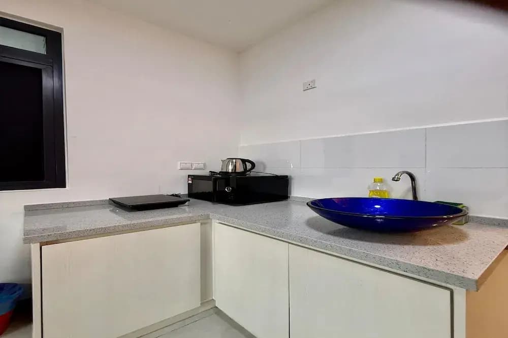 Neu Suites Horizon View Apartments - photo 25