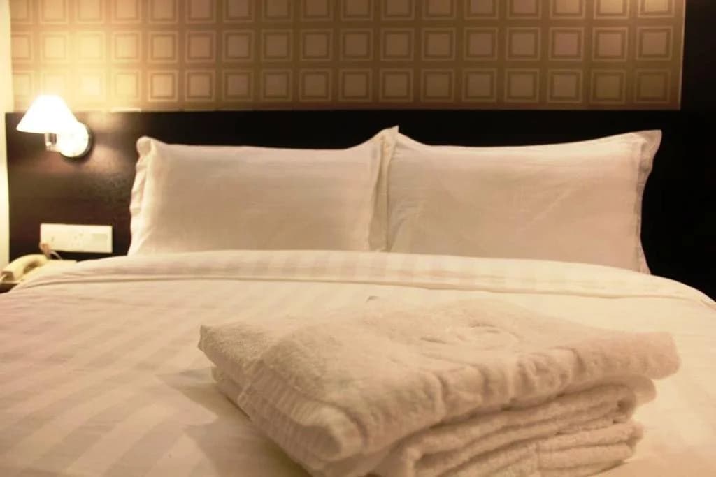 906 Hotel Kota Laksamana - photo 15