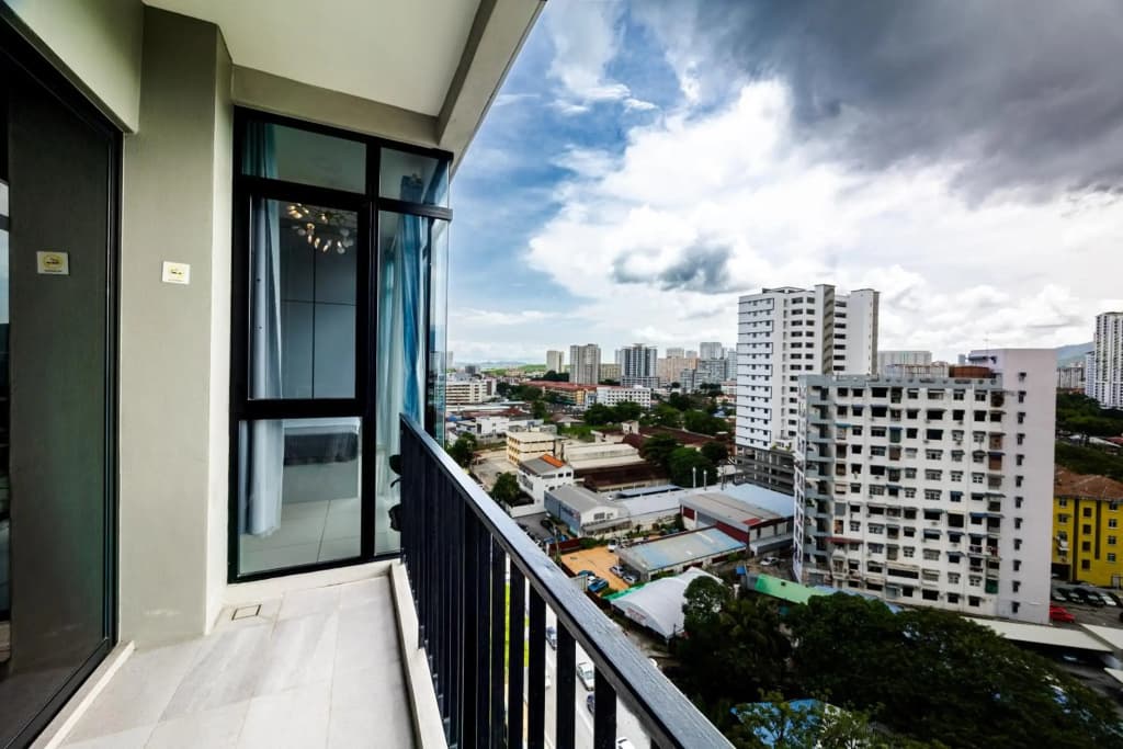 13a-Georgetown Beacon Executive Suites #Infinity Pool - photo 23